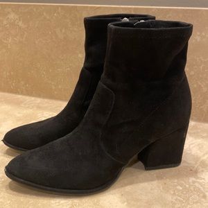 Marc Fisher black velvet booties